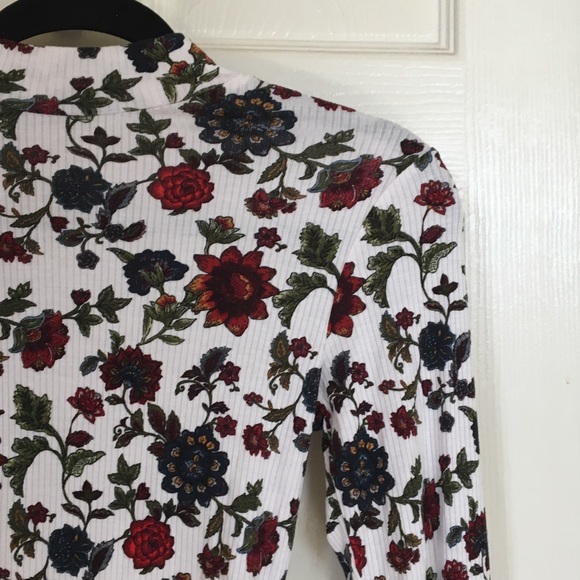 Forever 21 Other - Floral Body Suit